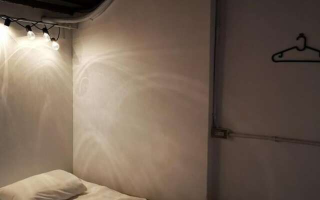 Yiyi Homestay