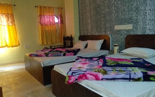 Hotel Gokul Palace