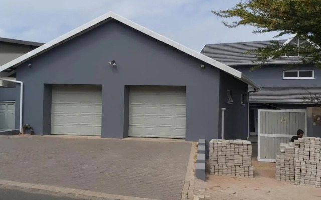 Seaside Retreat- Main House