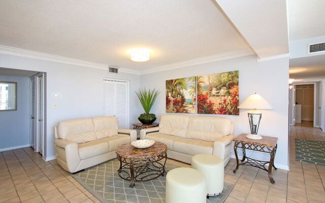 Shoreline 2111 Condo by RedAwning