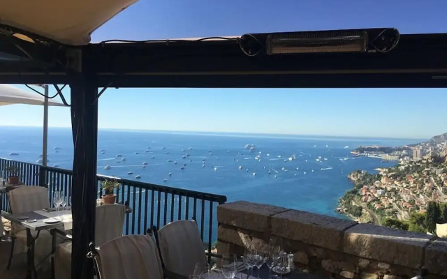 Hôtel Restaurant Les Deux Frères