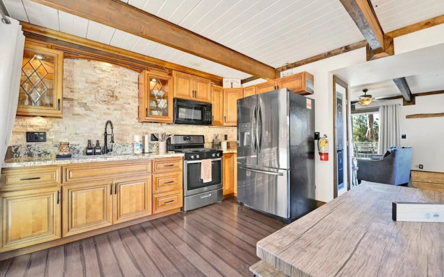 Marlowe Mountain Views #2510