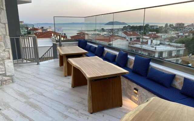 Kali Thea Suites