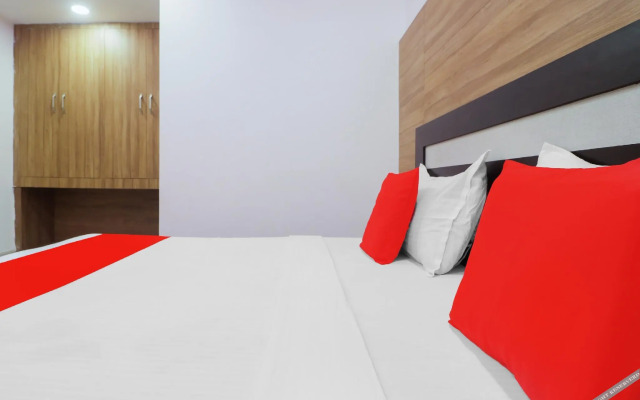 OYO 80792 York Hotel