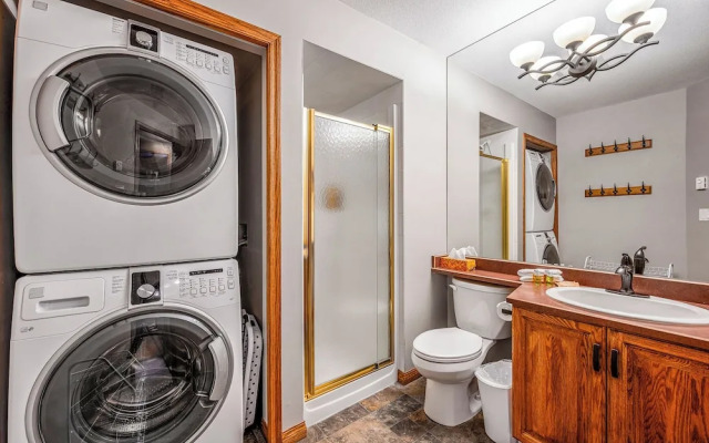 Fresh Tracks Retreat Ski In Out Hot Tub