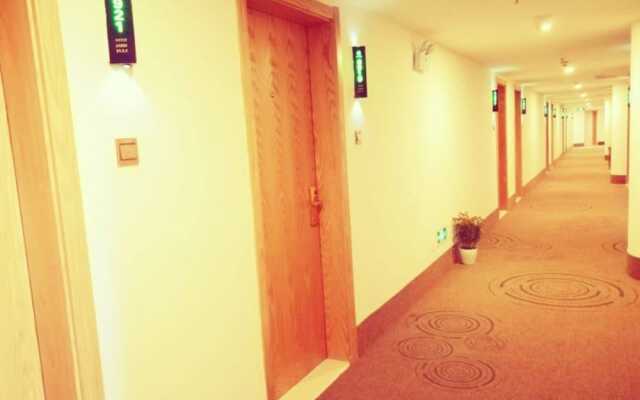 GreenTree Inn Shangrao Guangfeng District Huaxi Auto Trade City Business Hotel