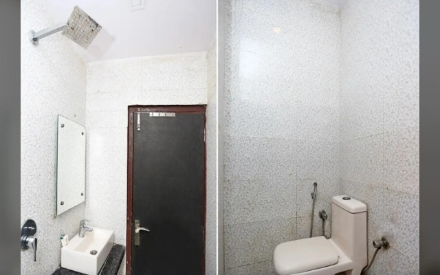Hotel Prem Deluxe Guest House