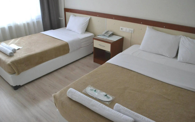 Yildirim Hotel
