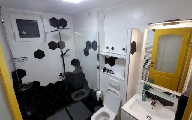 . Magnolia Central Apartment