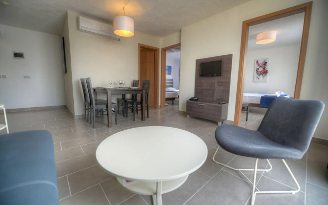 Luna Holiday Complex
