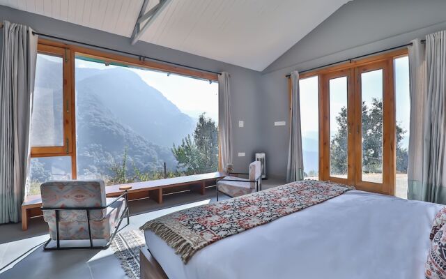 Seclude Pangot Perch