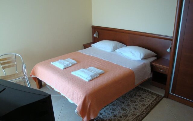 Pima Hotel