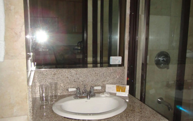City Suites Ramos Tower