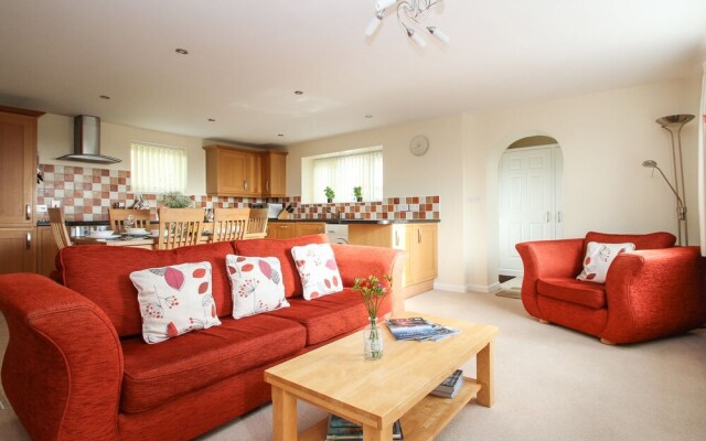 Halfpenny Cottage