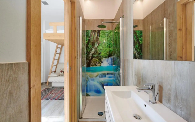 Front Lake Studio with Loft Bed and Pool