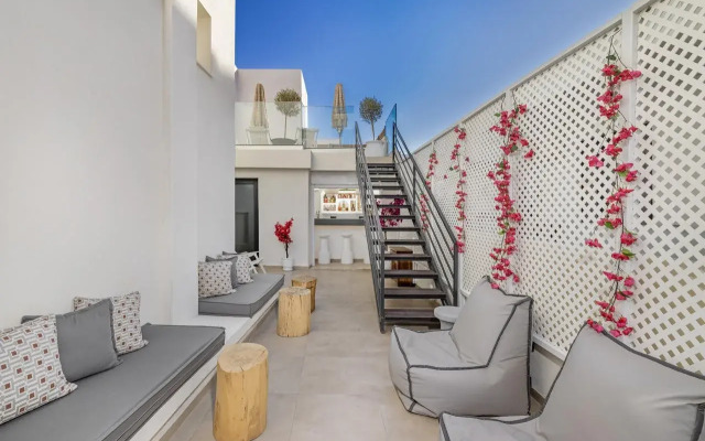 Cabana White Boutique Hotel & Suites