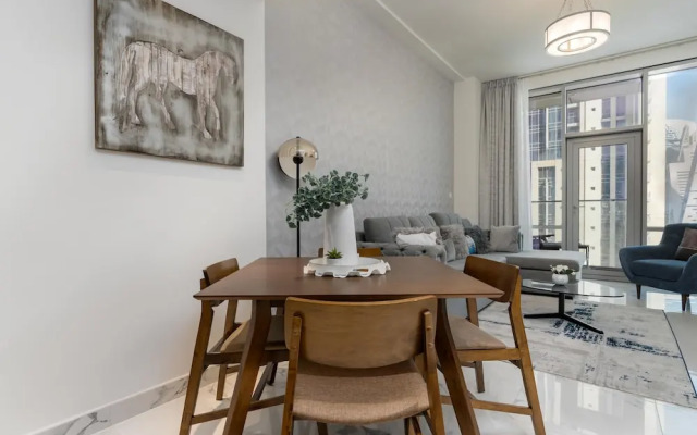 Whitesage - Waterfront Luxe Apartment With Great Canal Views