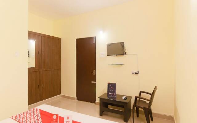 Oyo 13123 Srk Grand