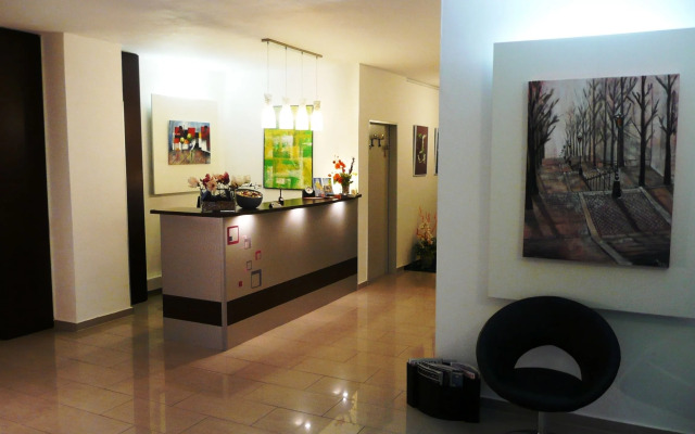 Hotel Stadt Hamburg am Fluss Saarbrücken