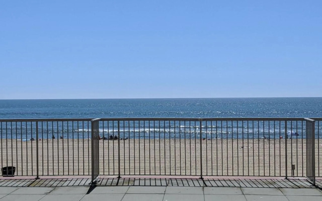 Grand Hotel Ocean City Oceanfront