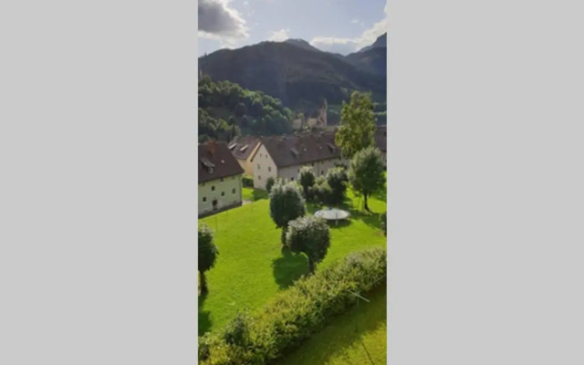 Mia Apartman, Eisenerz