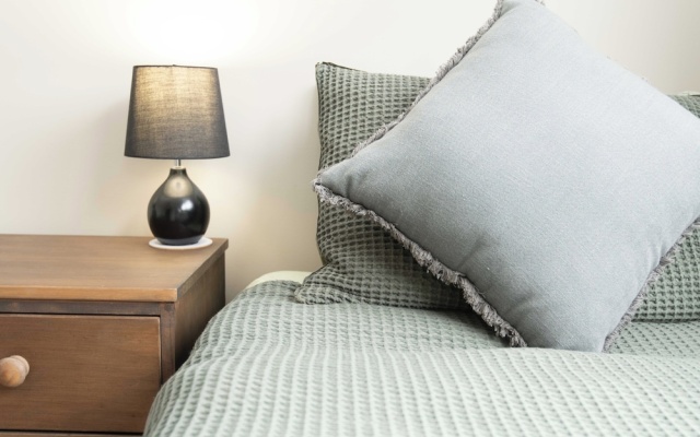 The Palms – Guest Rooms – Burnt Pine