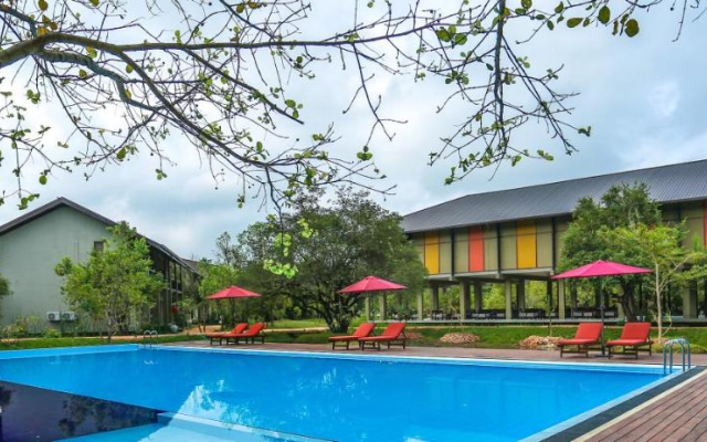 Tropical Life Resort And Spa