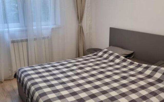 Park Apartment 2