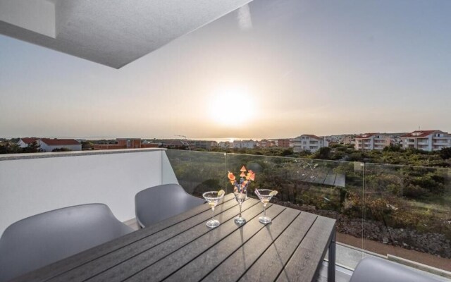 Apartments & Rooms Pool Villas Maris B