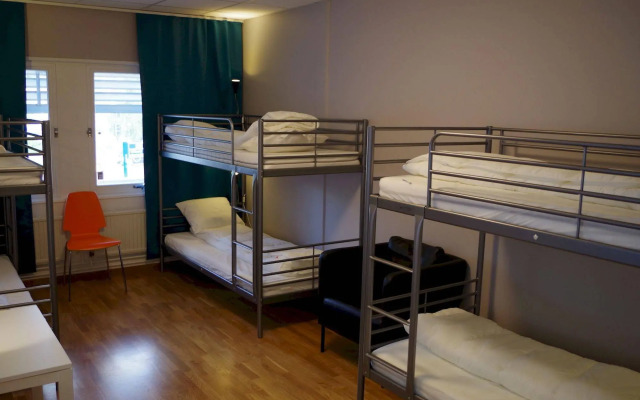 Spoton Hostel & Sportsbar
