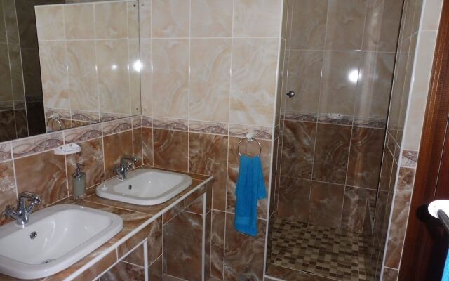 Zulani Guest House