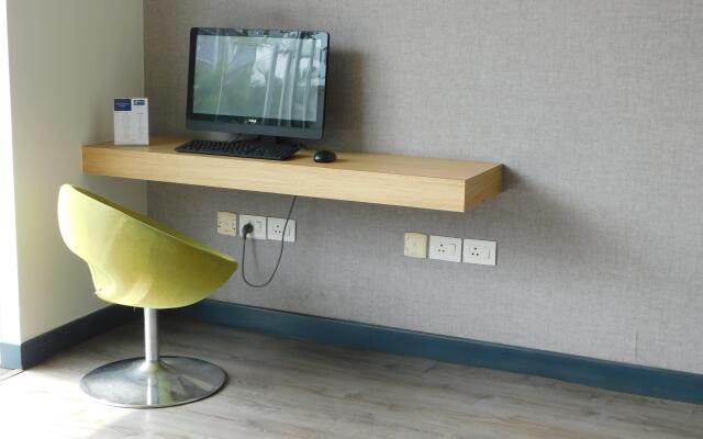 Holiday Inn Express Nashik Indira Nagar by IHG