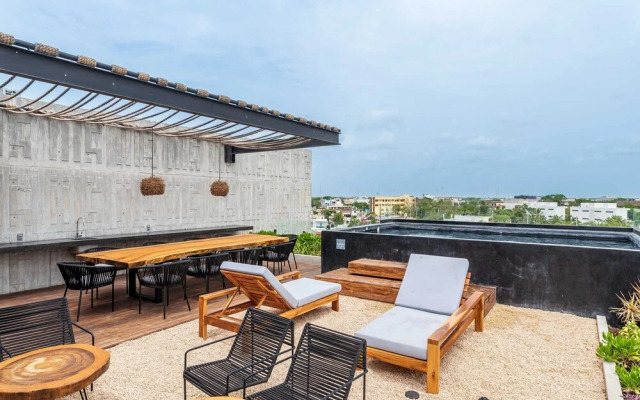 Penthouse With Balcony by Iik Tulum