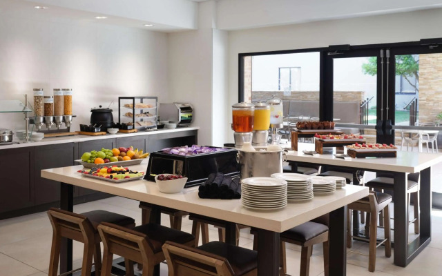 Hilton Garden Inn Las Colinas