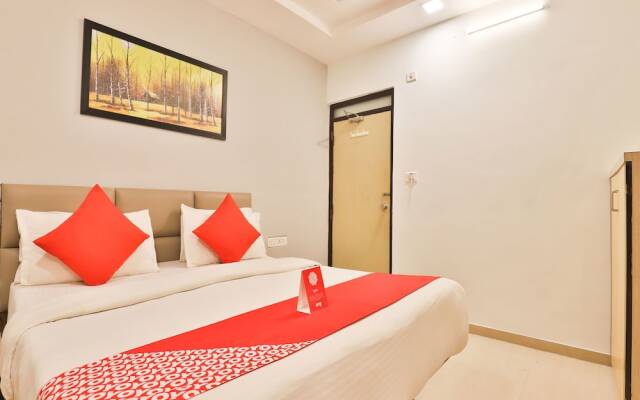 OYO 3914 Hotel Legend