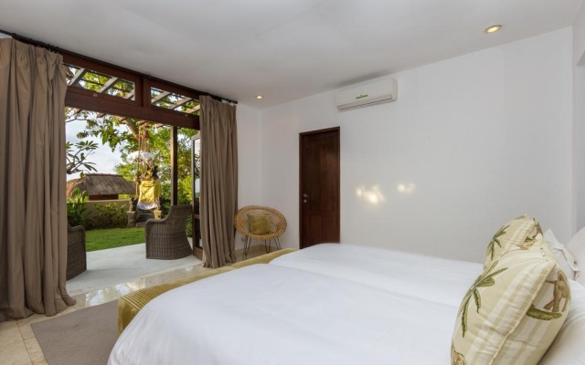 Villa Bayu – Guest Rooms – Pecatu