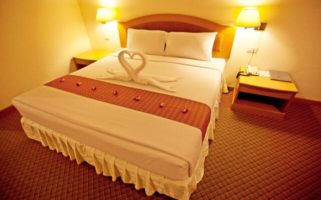 Sing Golden Place Hotel