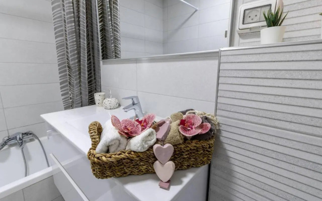 Beautiful 1 bedroom in great central area
