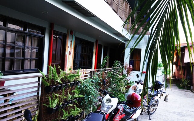 Starry Night Pension - Hostel