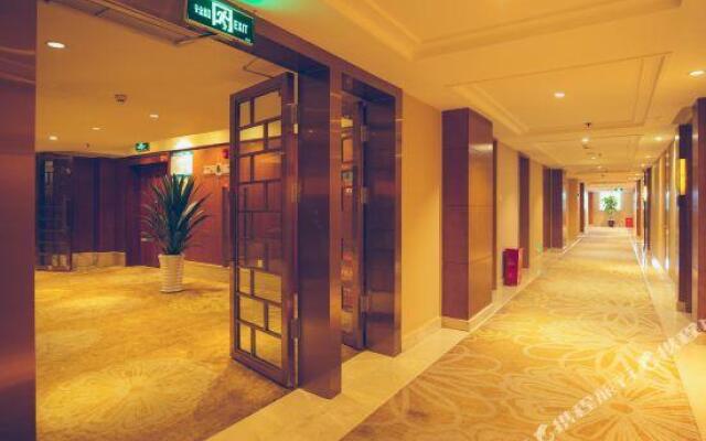 Longwei Hotel