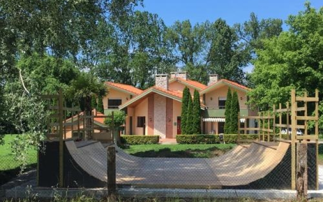 Somo Surfskate hostel