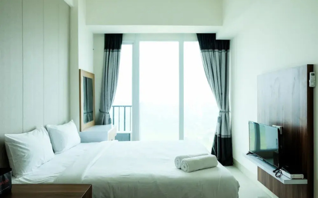 Homey Studio Room Tree Park Apartment near BSD City
