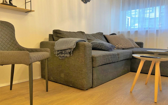 H100 Lovely 1-bedroom apartment on the main street