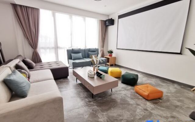 Shanghai Man Ye Garden Resort