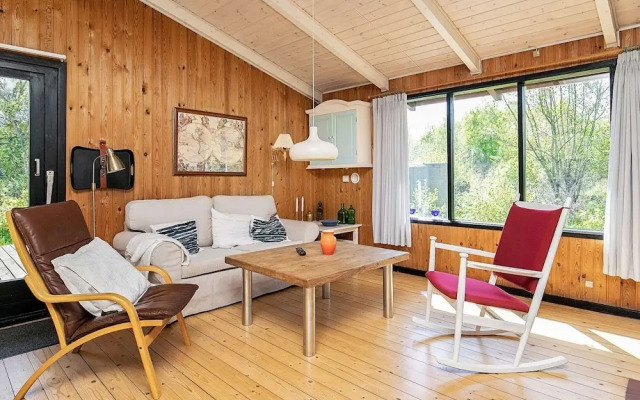 Pretty Holiday Home in Ålbæk near Sea