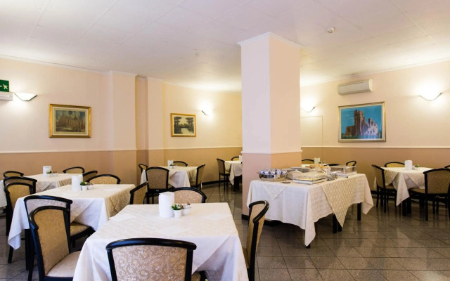 Piccolo Hotel