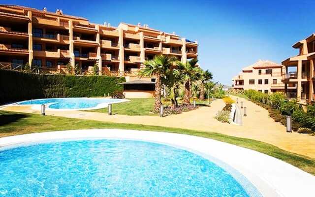 Apartment with 2 Bedrooms in la Cala de Mijas, with Wonderful Sea View, Pool Access, Furnished Terrace - 8 Km From the Beach