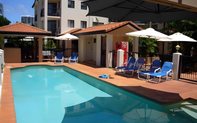 Chevron Palms Holiday Apartments by Gold Coast Premium