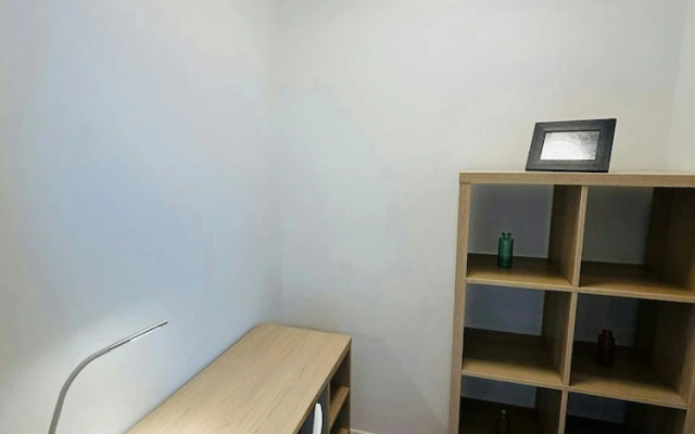 We Live In R - Suite 204