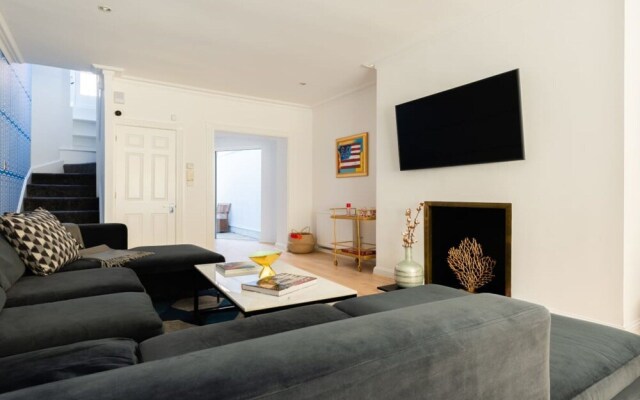 The South Kensington Place - Modern Bright 4bdr Townhouse